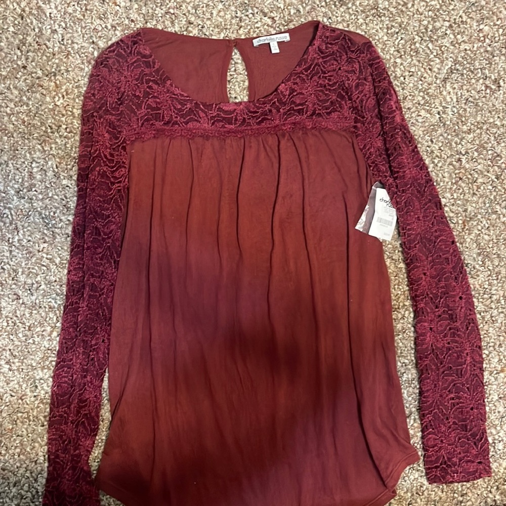 Nwt maroon women’s top size s